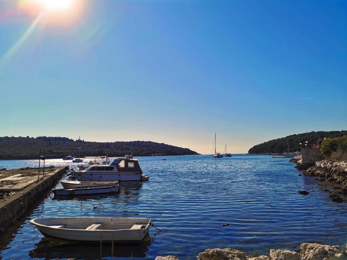 Black Pearl - Luxury Seaside App With Pool & Bbq, Istra バニョレ エクステリア 写真